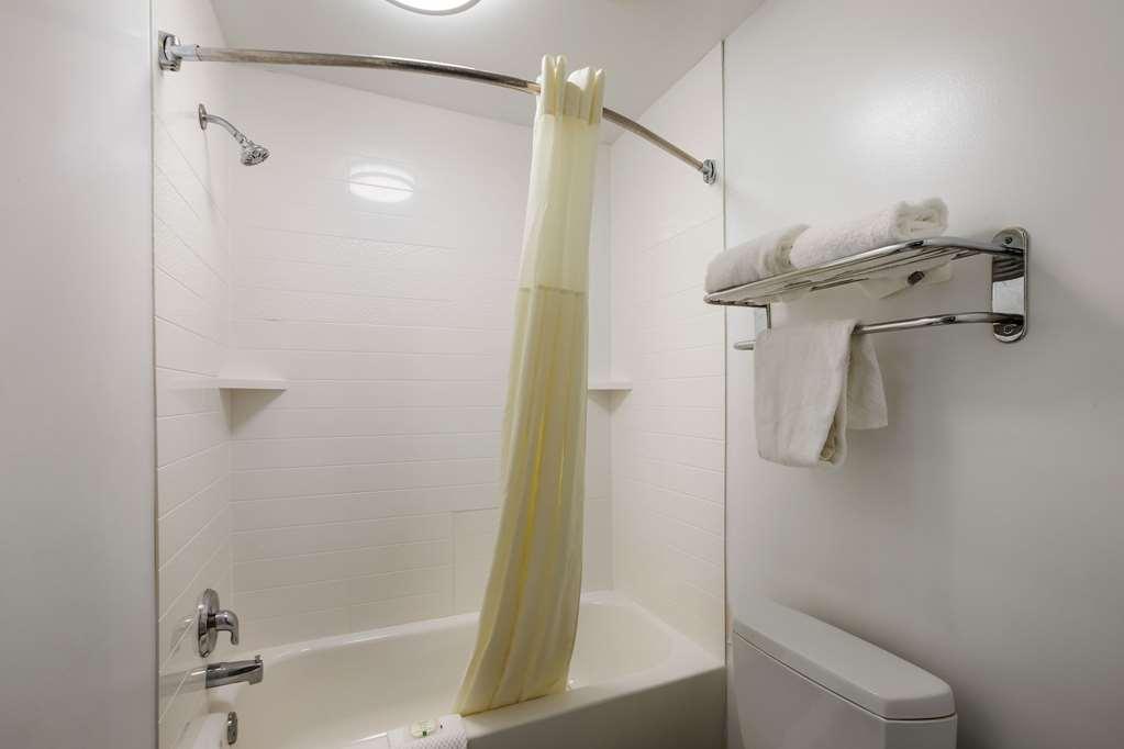 Quality & Near Oconee Hotel Turnwold